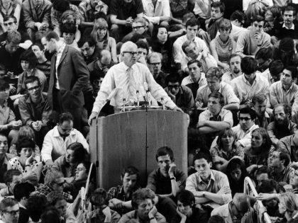 Herbert Marcuse *1898-1979+ American philosopher and sociologist behind a lectern at an event at the Freie Universit√§t Berlin (FU) - 1967