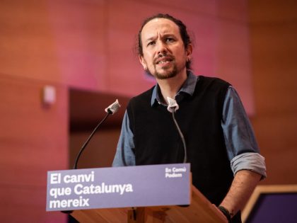 Pablo Iglesias accompanies Jéssica Albiach in the campaign for the Generalitat