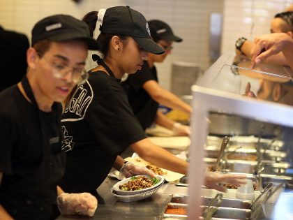 Chipotle Becomes First Non-GMO US Restaurant Chain