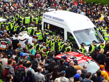 BRITAIN-IMMIGRATION-SCOTLAND-POLICE