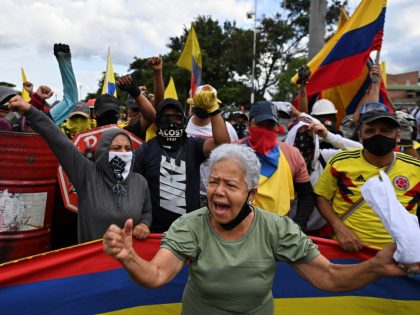 TOPSHOT-COLOMBIA-CRISIS-PROTEST