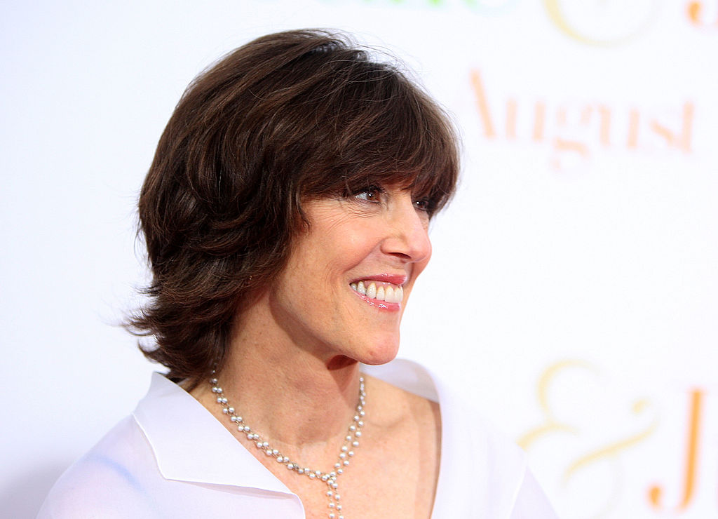 Premiere Of "Julie &amp;amp; Julia" - Inside Arrivals