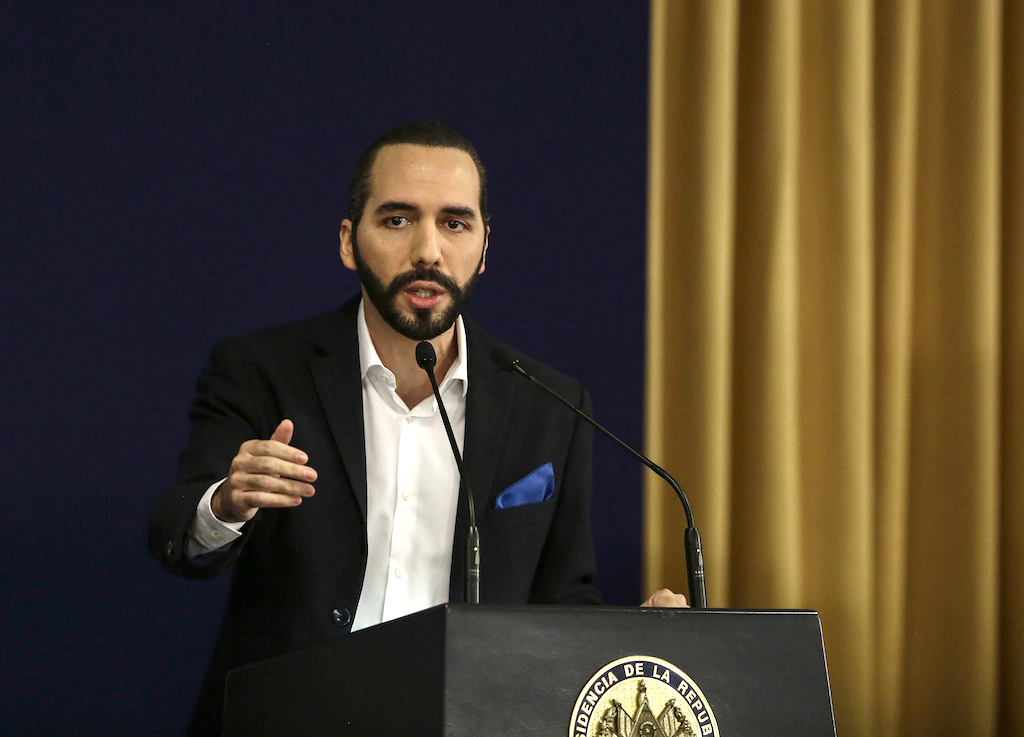 President Bukele And U.S. Ambassador Johnson Hold Joint Press Conference