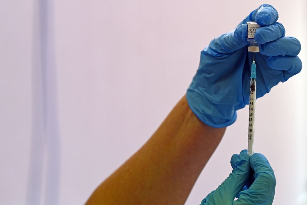 BRITAIN-HEALTH-VIRUS-VACCINES