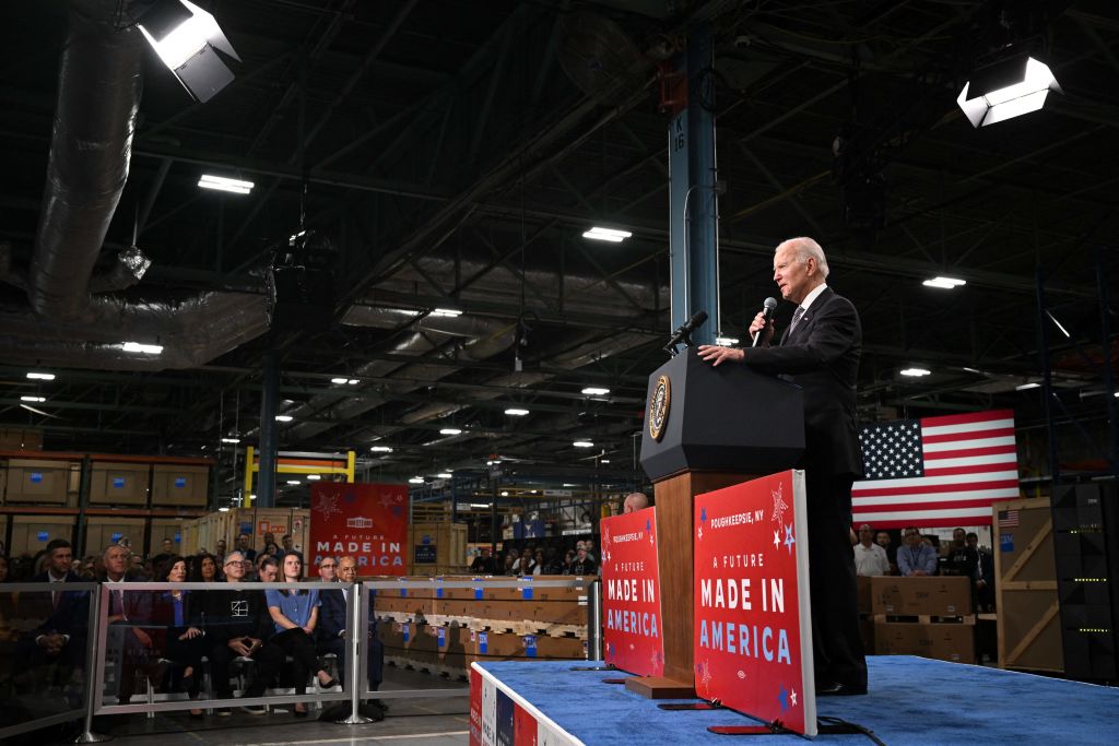 US-POLITICS-BIDEN-ECONOMY