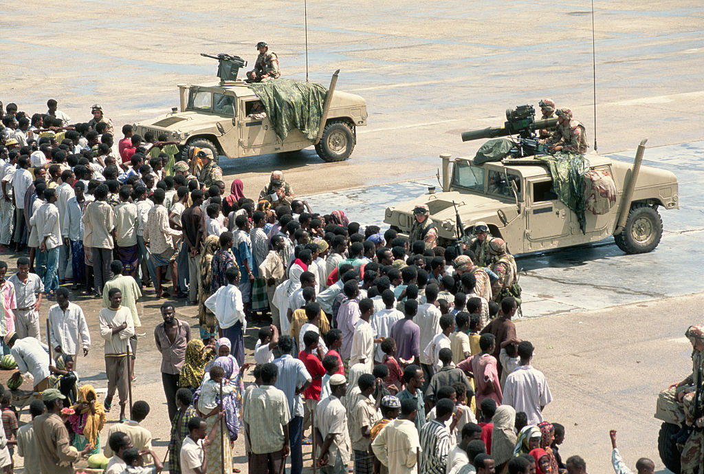 Somalis Gathering Around US Troops