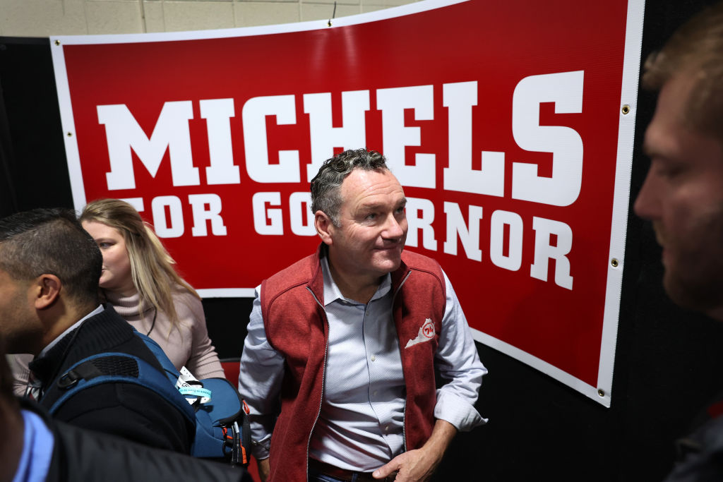 PLACEHOLDER: Youngkin Campaigns With Michels