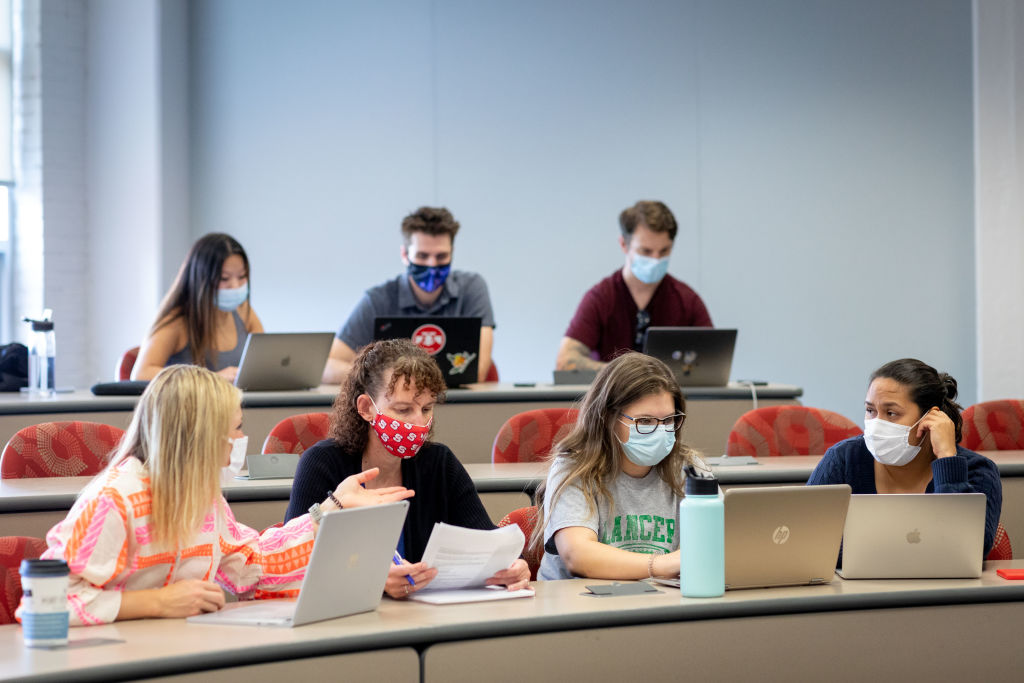 Students At The Jenkins Graduate College Of Management