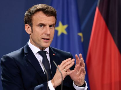 Scholz Meets With Macron And Duda Over Ukraine