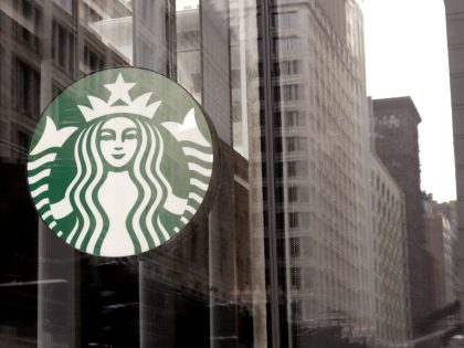 Starbucks Workers At A Chicago Location Begin Unionization Attempt