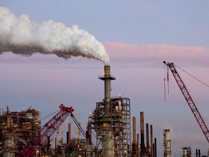Court Temporarily Blocks Takeover Of Texas Emissions Program