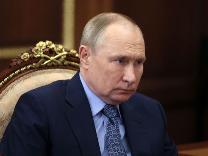 RUSSIA-POLITICS-PUTIN