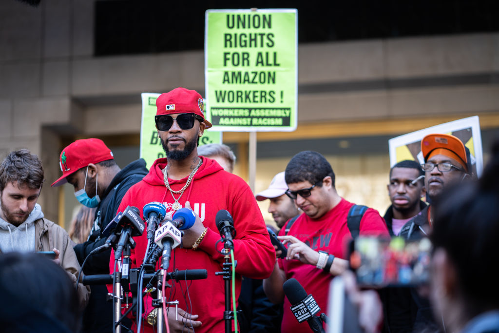 Amazon Pro-Union Votes Lead In New York