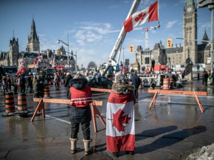 Truckers continue their protest in Ottawa