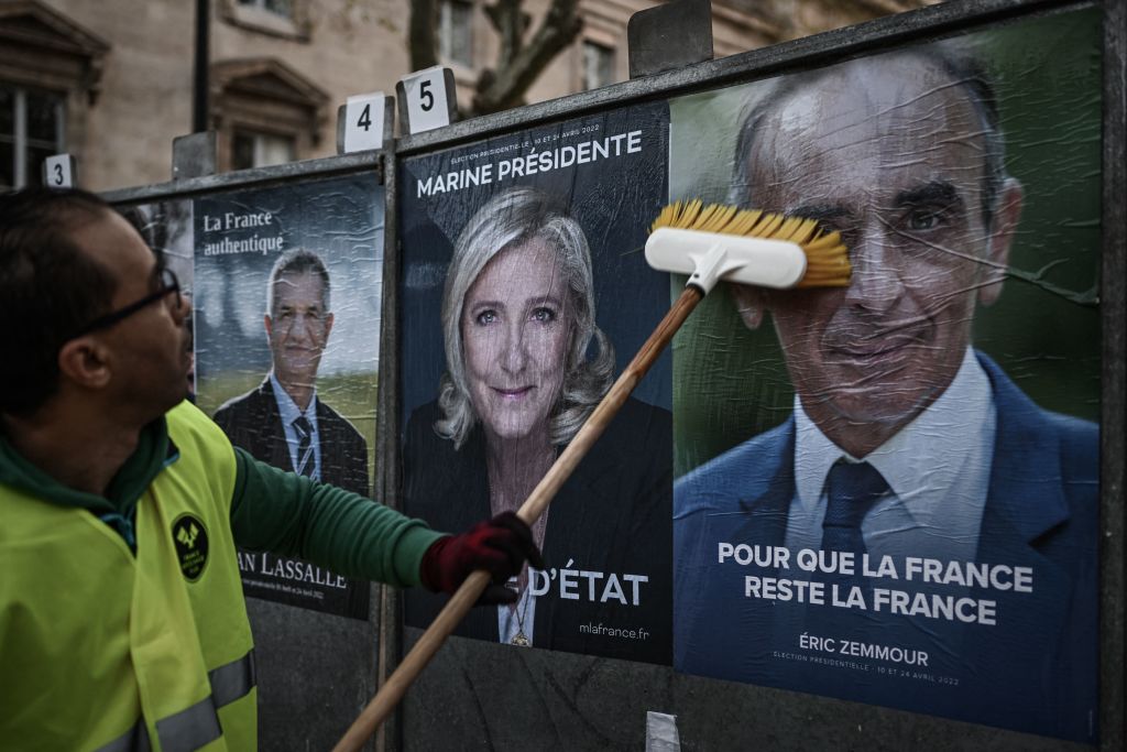 TOPSHOT-FRANCE2022-POLITICS-ELECTION