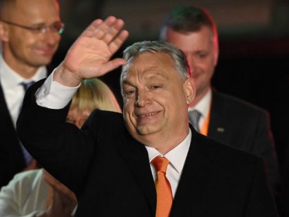 TOPSHOT-HUNGARY-POLITICS-ELECTION-FIDESZ-ORBAN