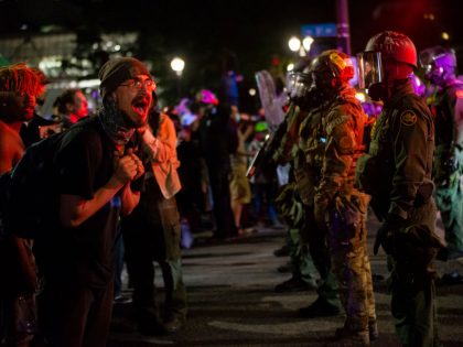 DHS Makes Deal With Oregon Governor To Withdraw Federal Agents From Portland