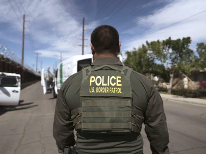 U.S. Apprehends More Than 172,000 Migrants In March