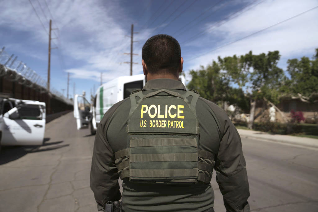 U.S. Apprehends More Than 172,000 Migrants In March