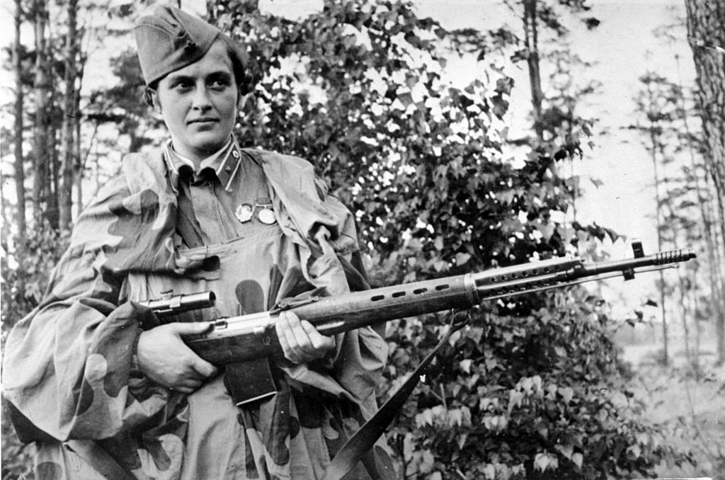 Lyudmila pavlichenko, famous 26 year old russian guerrilla sniper who has killed 309 germans, for which she was made a senior lieutenant and given the order of lenin, a former historian, she participated in the defense of odessa and of sevastopol whe