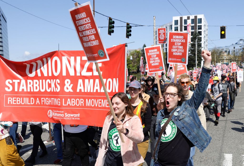 US-ECONOMY-UNION-STARBUCKS