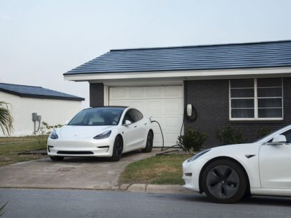 Tesla's Solar Roof Rollout Is a Bust, And A Fixation For Elon Musk