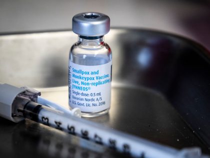 Monkeypox vaccine clinic in California