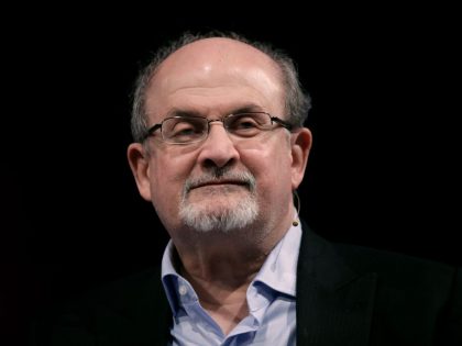 Indisch-britischer Schriftsteller Salman Rushdie stellt seinen neuen Roman "Golden House" im Rahmen der lit.Cologne Spezial im Rahmen der 17. lit.Cologne im Klaus-von-Bismarck-Saal des WDR-Funkhauses Köln vor