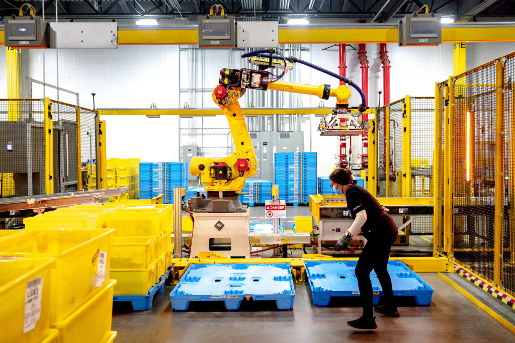 Amazon warehouse in Eastvale