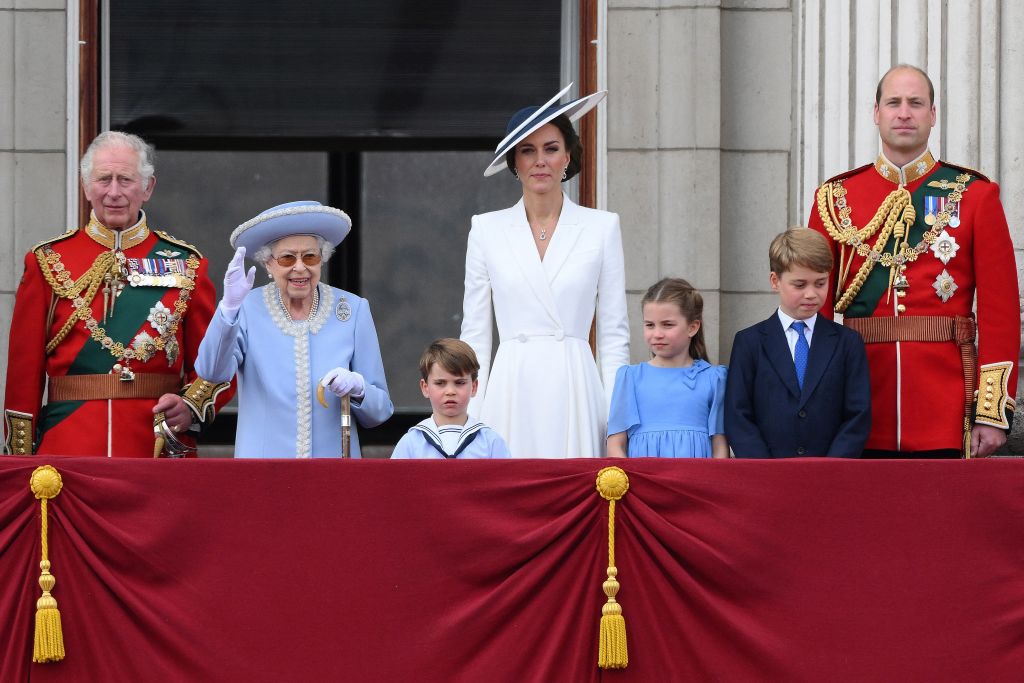 TOPSHOT-BRITAIN-ROYALS-QUEEN-JUBILEE