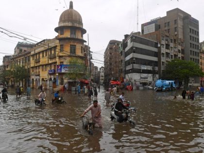 TOPSHOT-PAKISTAN-WEATHER-MONSOON