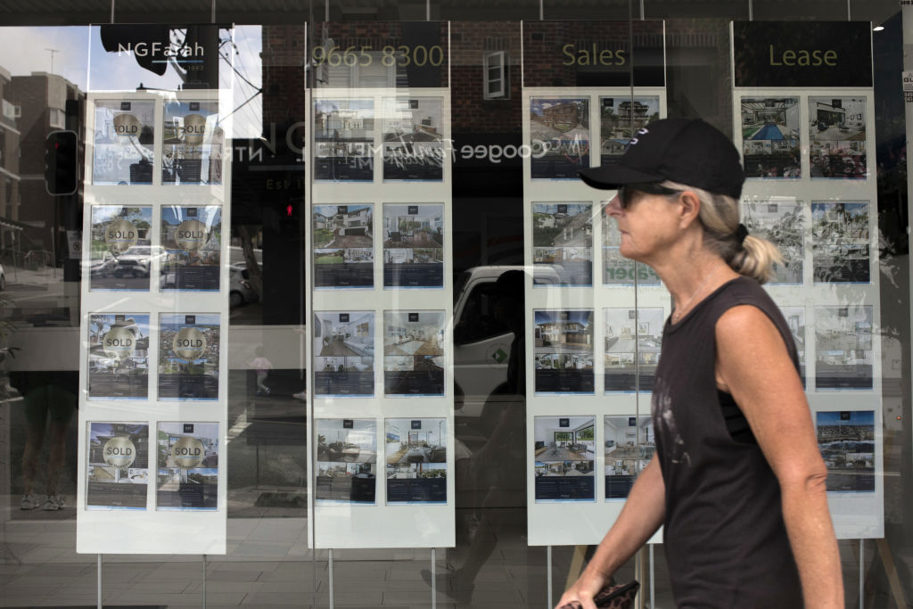 Australia's Housing Market Drops Most Since 2008 as Rates Surge