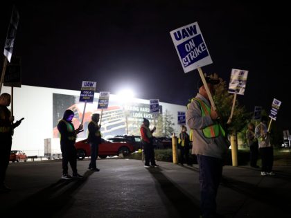 United Auto Workers Expand Strike To Ford Truck Plant In Kentucky