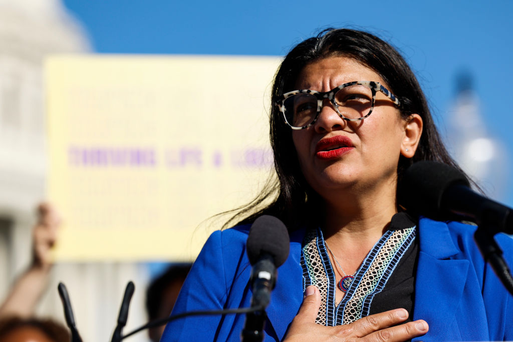 Rep. Tlaib Introduces Restaurant Workers Bill Of Rights