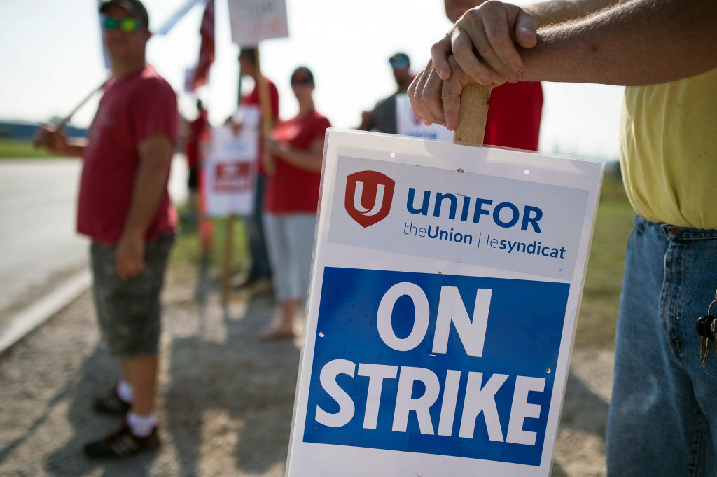 GM Hit With First Canada Strike in Decades on Nafta Losses