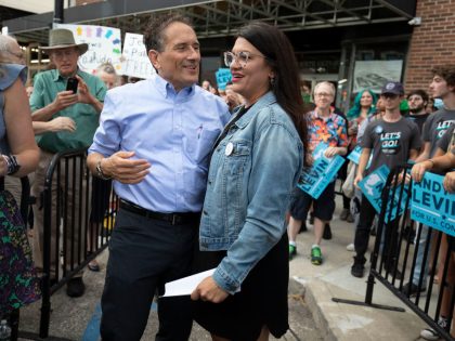 Bernie Sanders Campaigns For Democratic Candidates In Michigan Ahead Of Primary