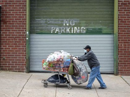 TOPSHOT-US-POLITICS-SOCIAL-POVERTY-ENVIRONMENT