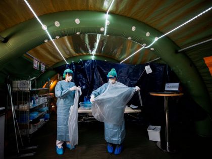 TOPSHOT-SWEDEN-HEALTH-VIRUS
