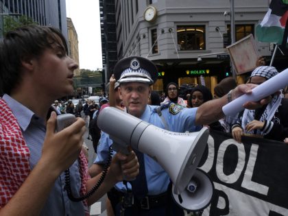 Pro-Palestinian demonstration of young students in Sydney