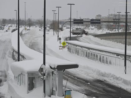 Buffalo Niagara International Airport remains shutdown