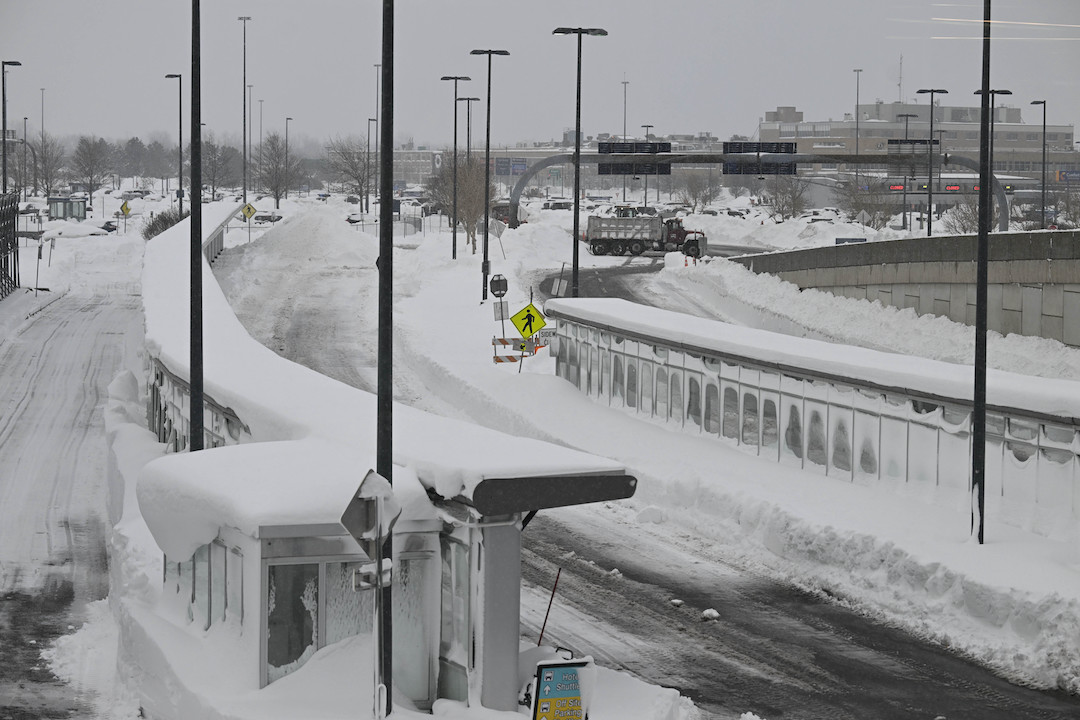 Buffalo Niagara International Airport remains shutdown