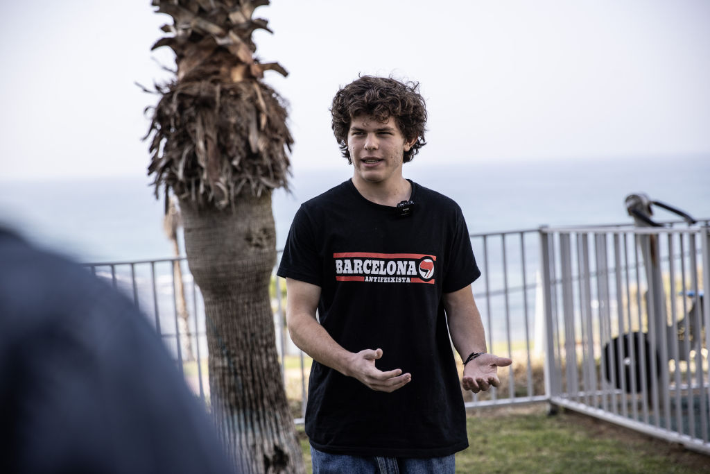 Jewish youth against the bombing of Gaza refuse to serve as soldiers in Israel