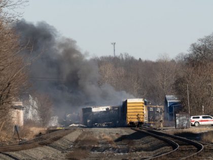 US-TRANSPORT-ACCIDENT-FIRE