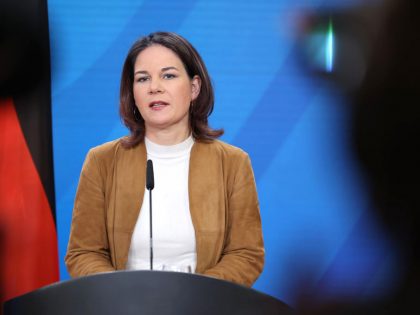 Foreign Minister Annalena Baerbock receives Ararat Mirsojan
