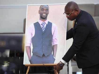 Memphis Awaits Release Of Police Body Cam Video Of Tyre Nichols' Arrest Prior To His Death Days Later