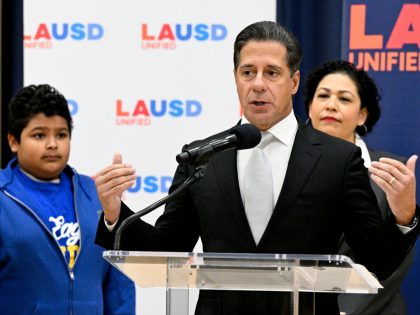 Los Angeles Unified School District Superintendent Alberto M. Carvalho visits students on the first day of Spring semester.