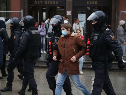 Protestors Gather At Unsanctioned Anti-war And Anti-mobilization Rally In Moscow