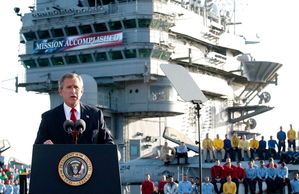 US-BUSH-ADDRESS-USS ABRAHAM LINCOLN