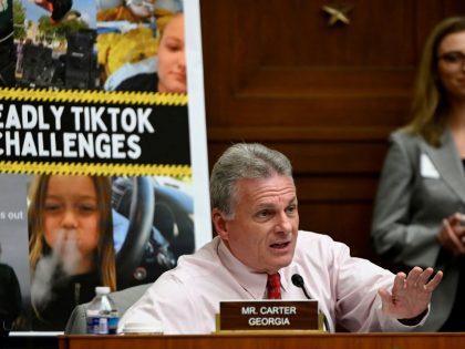 US-China-internet-technology-telecoms-politics-computers-wireles