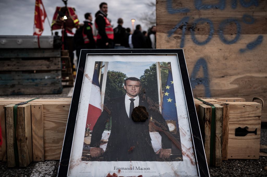 TOPSHOT-FRANCE-POLITICS-PENSIONS-DEMO-NUCLEAR